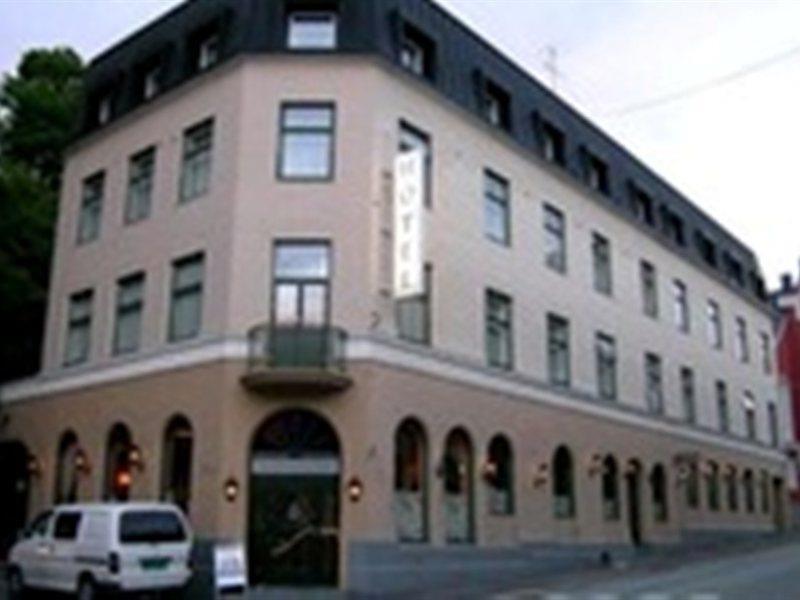 Grand Hotel Arendal - Unike Hoteller Extérieur photo